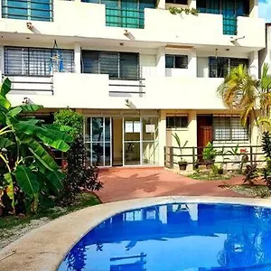 Laguna Cancun, Kayaks Gratis. Cancún